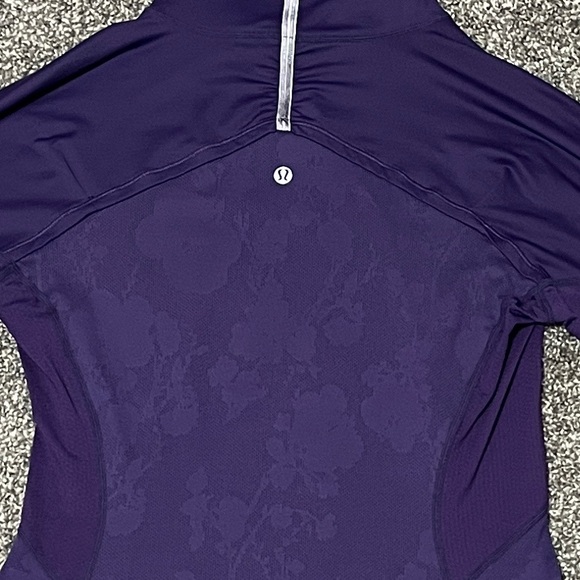 lululemon athletica Half Zip Running Jacket Size 8 - Picture 5 of 10